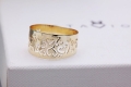 Złoty Pierścionek Ażurowy