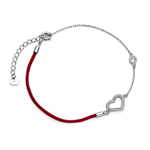 Bransoletka na czerwonym sznurku